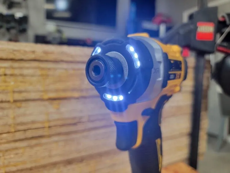 DeWalt DCF860 quarter-inch hex chuck and nine-LED light ring