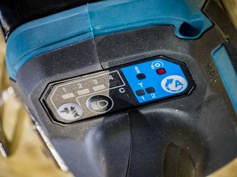 Makita XDT19Z four-speed and fastening mode control panel